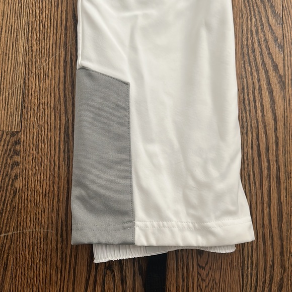 Spyder softshell white ski/snowboard pants - Picture 4 of 9